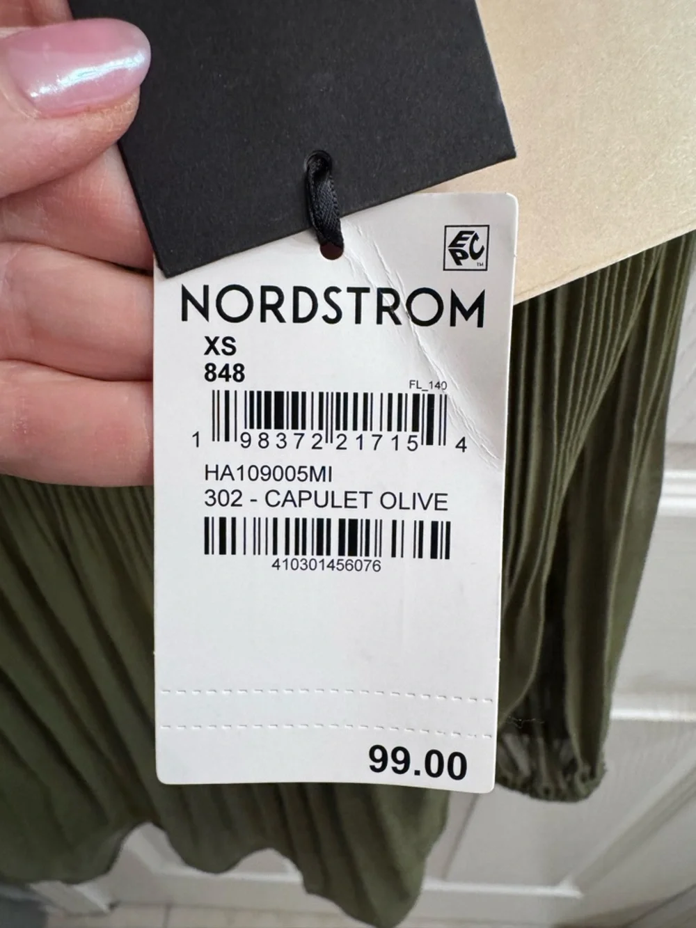 Halogen Olive Green Pleated Long-Sleeve Dress - Picture 6 of 6